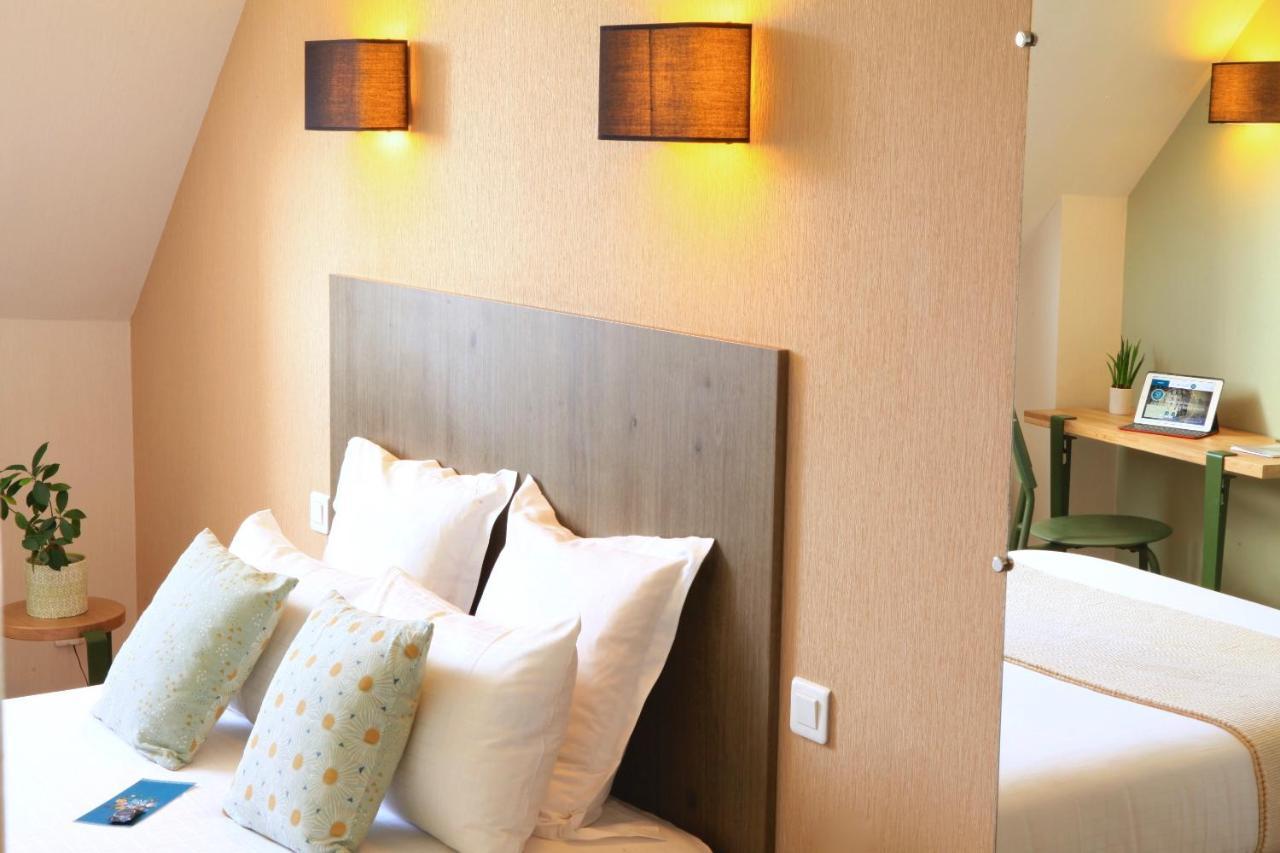 Logis Hotels- Marguerite D'anjou Chateau Hotel