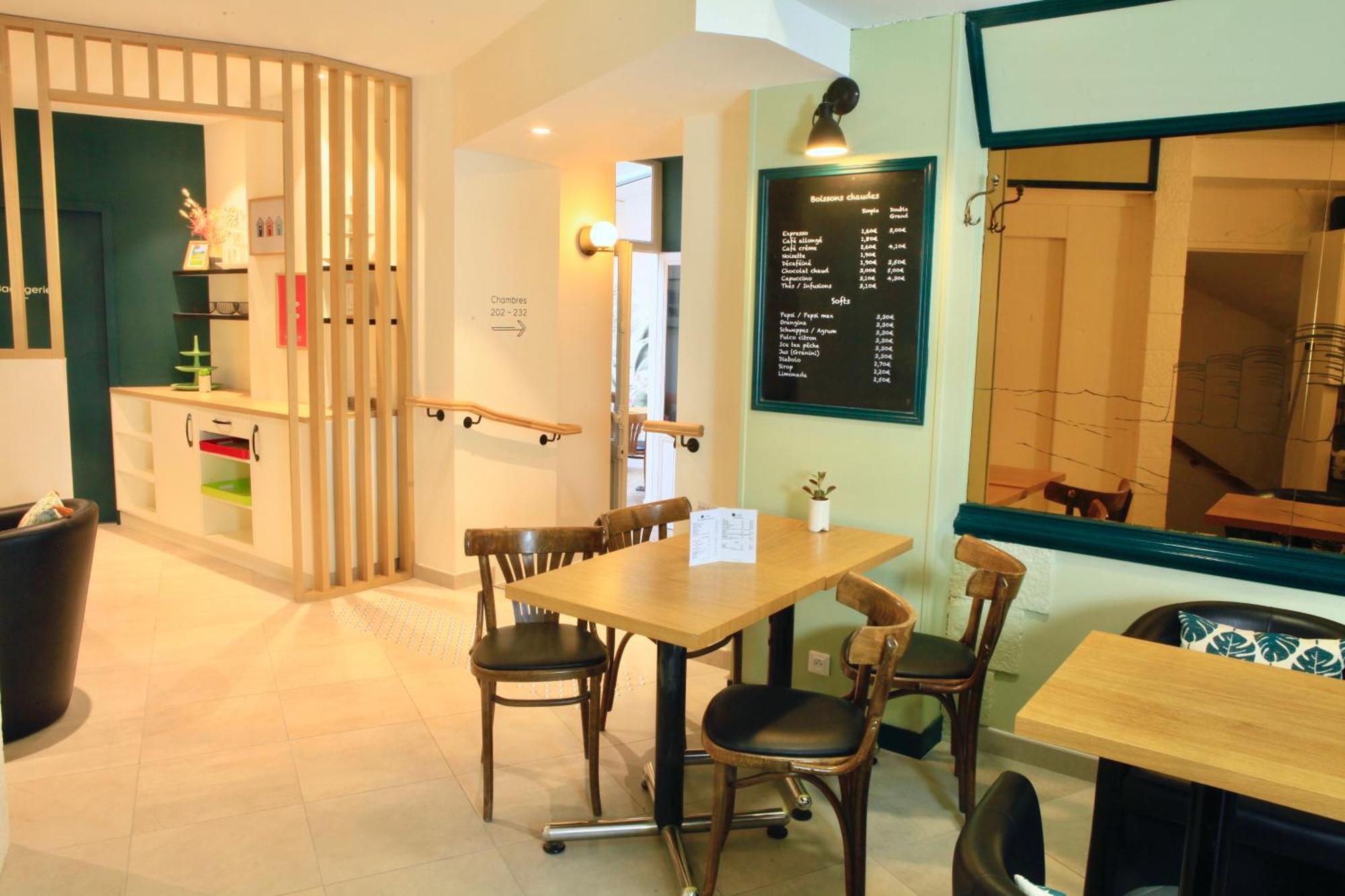 Hotel Logis Hotels- Marguerite D'anjou Chateau Angers