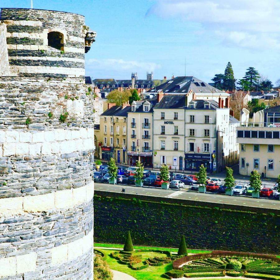 Logis Hotels- Marguerite D'anjou Chateau Hotel 2*