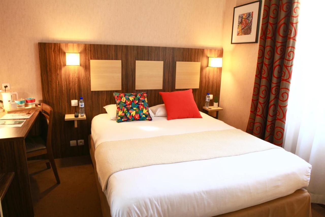 Logis Hotels- Marguerite D'anjou Chateau 2*